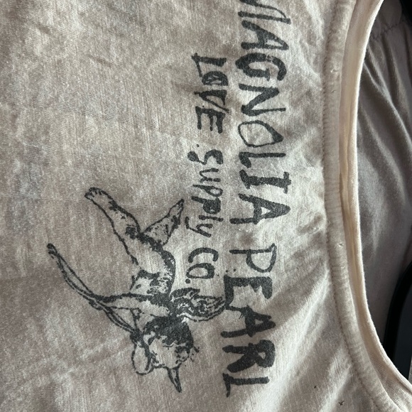 Magnolia Pearl Angel Graphic Tee - Cream - Picture 5 of 11